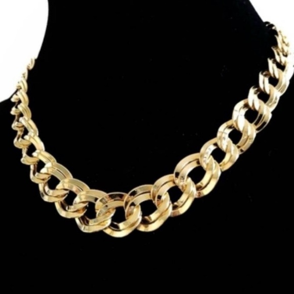 MONET Vintage 1980’s Gold DoubleLink Curb Chain Collar Necklace & Bracelet Set